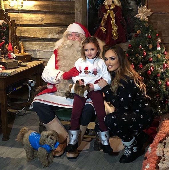  Tamara takes her daughter Sophie to meet Santa