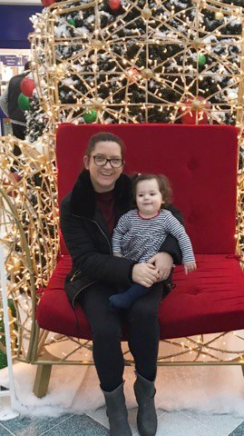  Mum Karyn Willcocks and her daughter