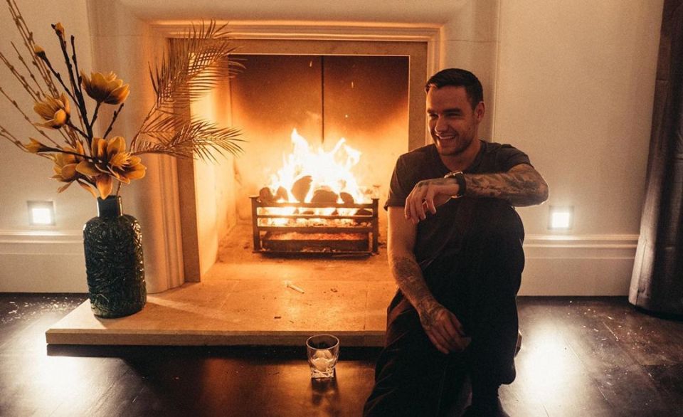  Liam Payne shared a picture of himself by an open fire ahead of his day with son Bear