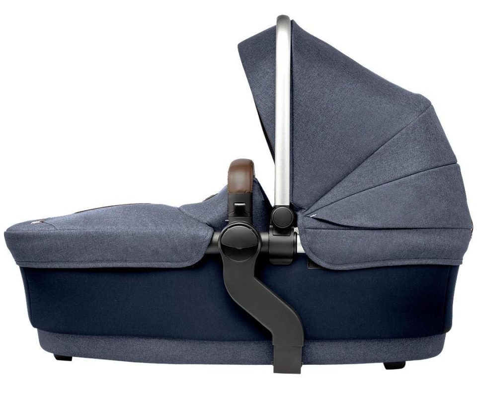  John Lewis has a big sale on baby items including this carrycot