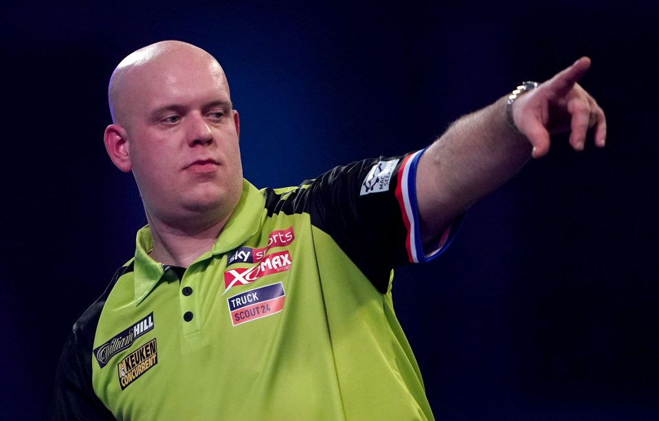 Michael van Gerwen has accused fellow top darts stars of not putting the preparation in that he does