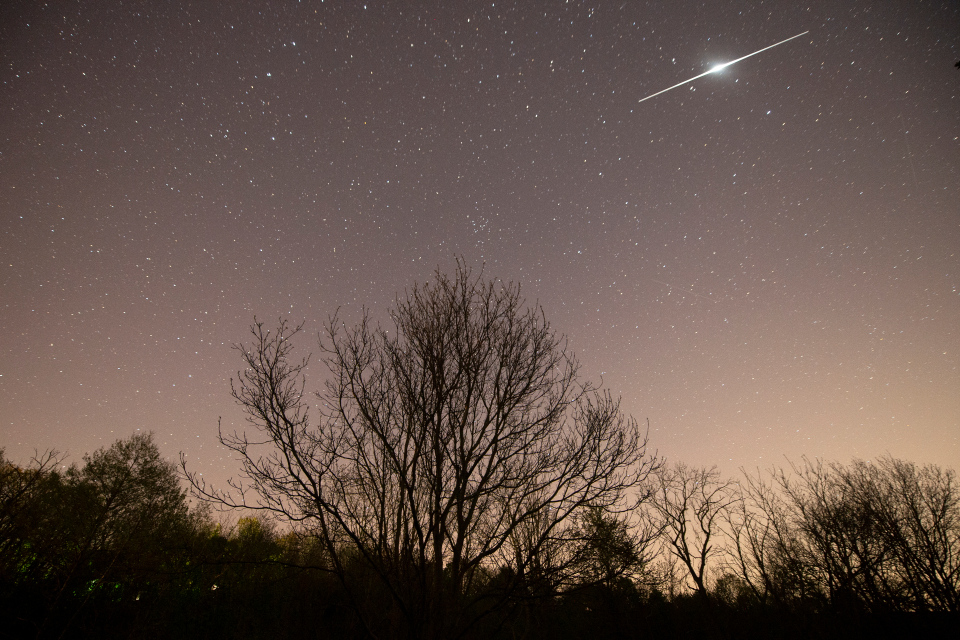  The best time to observe meteor showers is before dawn