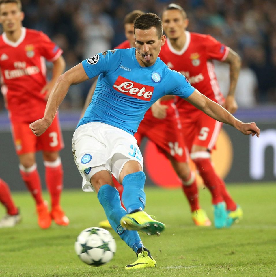  Milik scored 14 goals in competitions last season