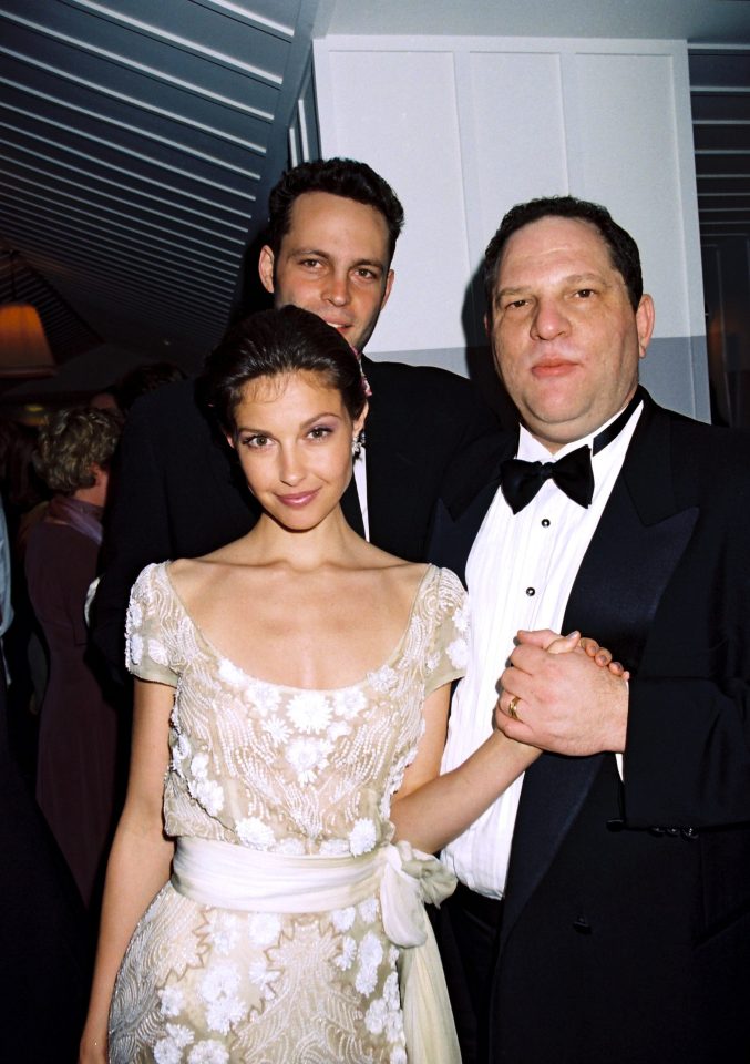  Vince Vaughn, Harvey Weinstein and Ashley Judd pictured together at the Dom Perignon Champagne Oscar Party in 1997