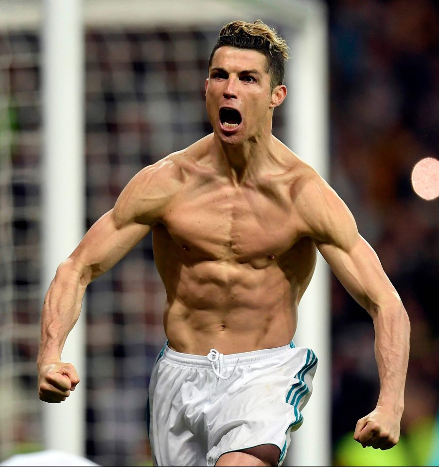  Cristiano Ronaldo is sculpted like an Adonis