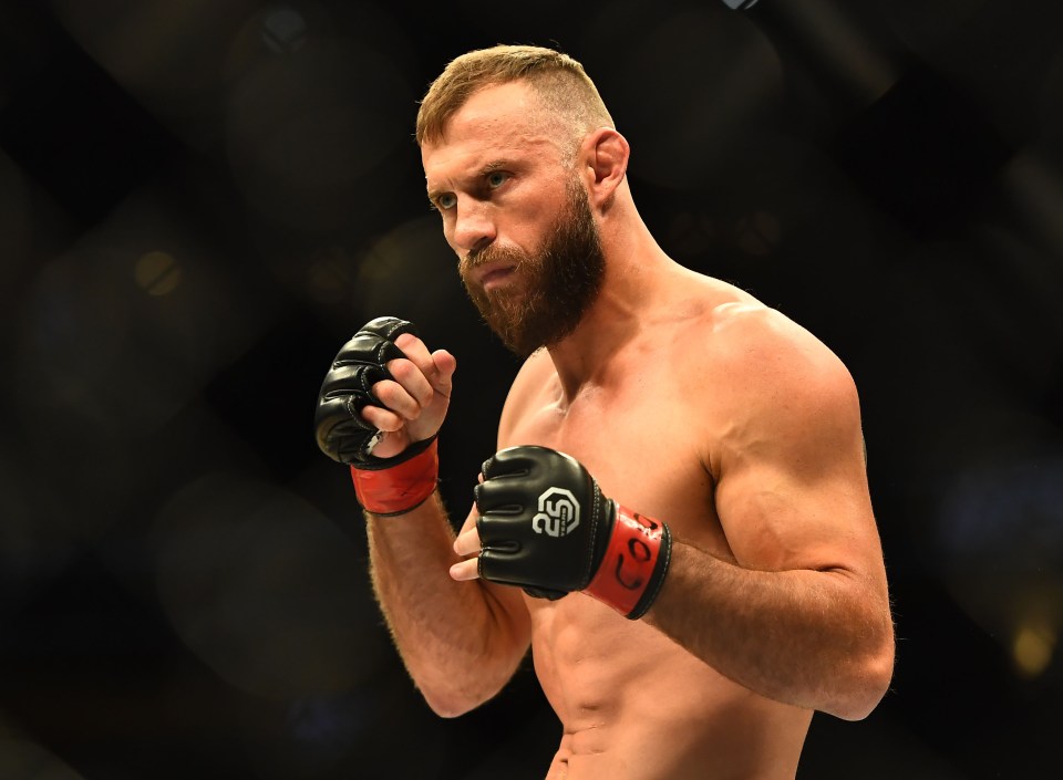 McGregor faces Donald Cerrone on his UFC comeback