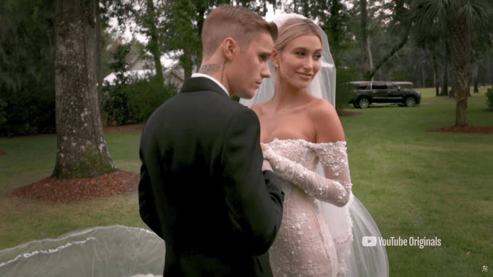  Justin sings about his wife Hailey in the new song