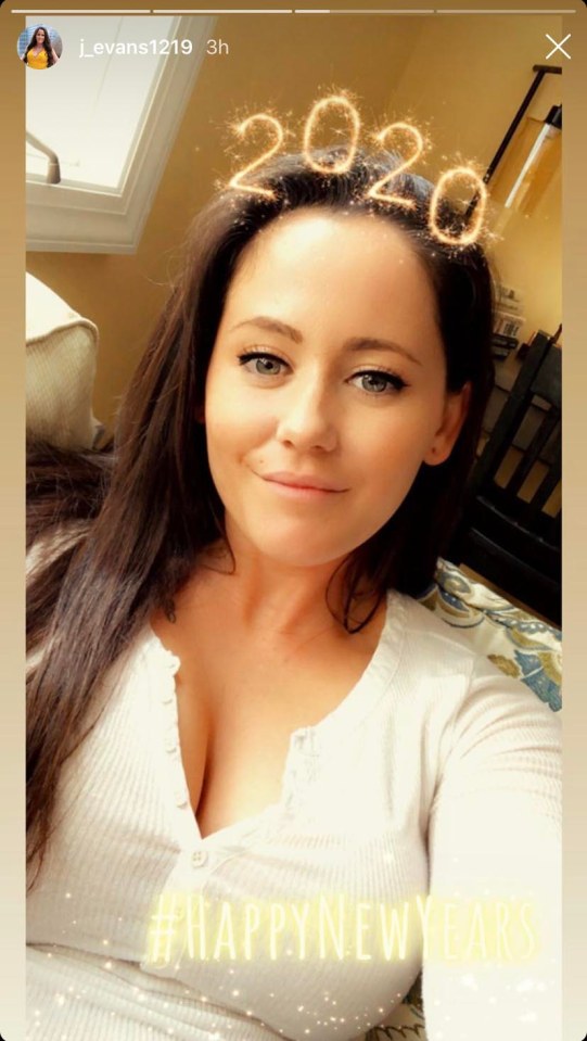 Jenelle posted a busty picture while visiting Herb