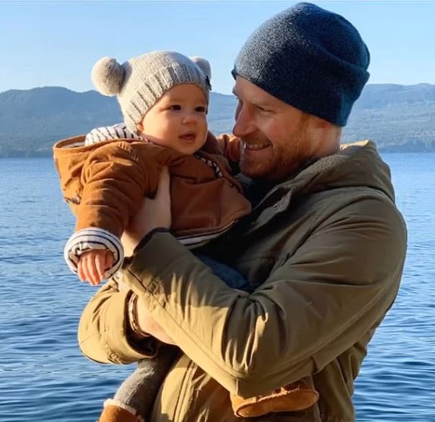  Prince Harry poses with his son Archie