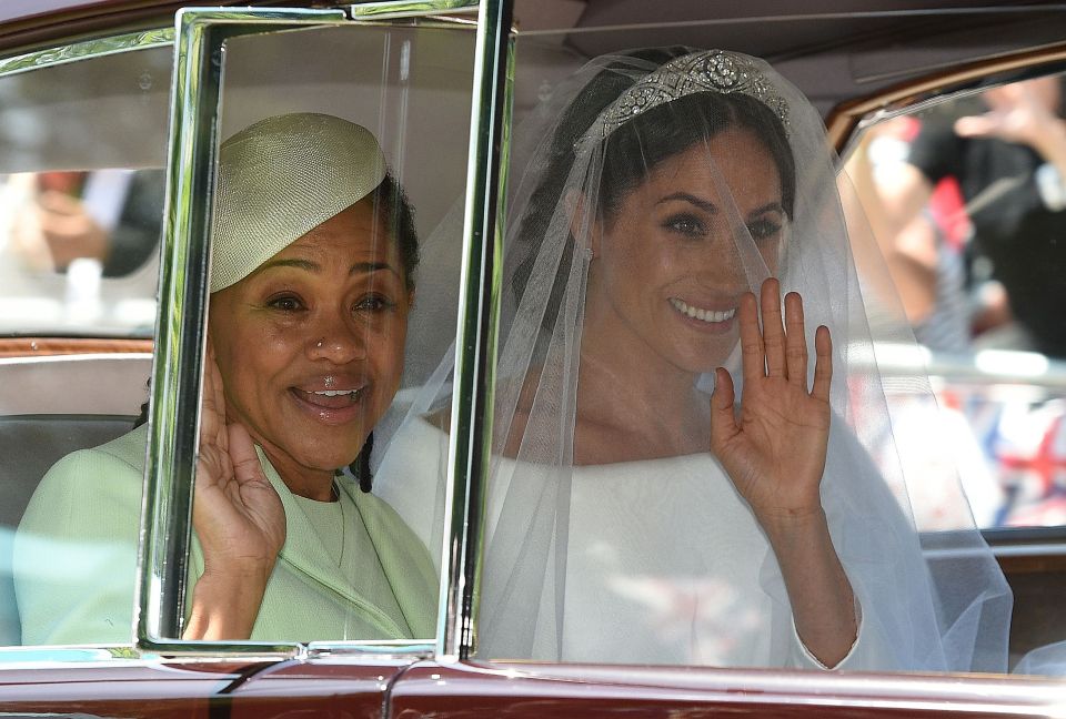  Meghan Markle with mum Doria Ragland at her wedding