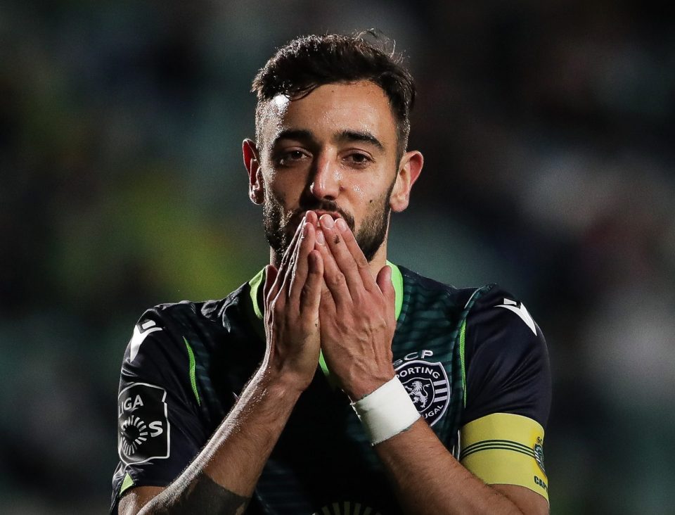  Bruno Fernandes blew a kiss to the Sporting Lisbon fans after scoring a penalty