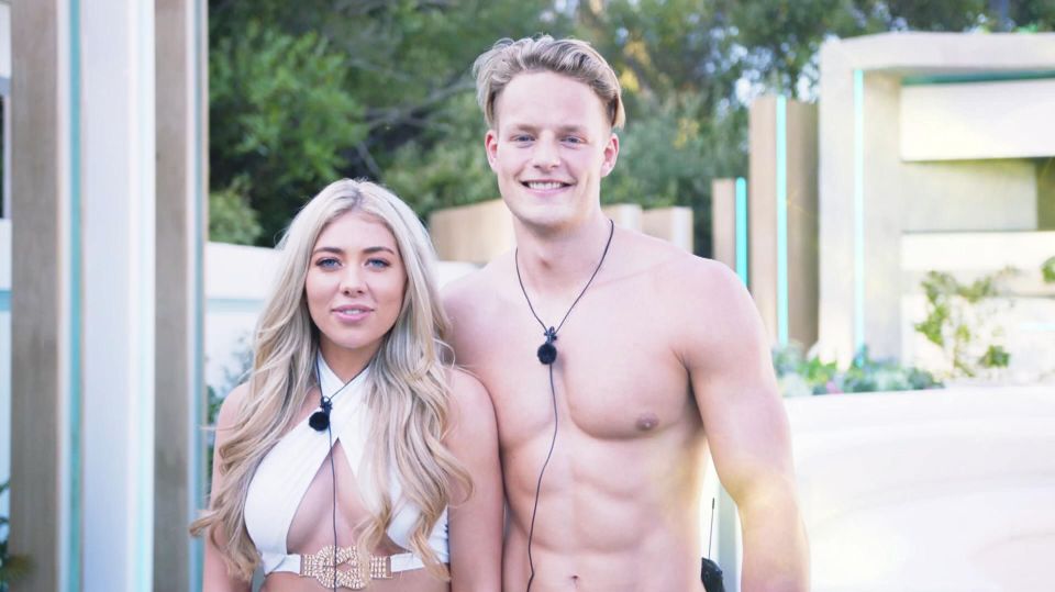  Ollie was paired up with Paige in the Love Island villa