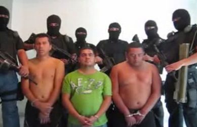 CJNG members interrogating Zetas who were reportedly later found suffocated