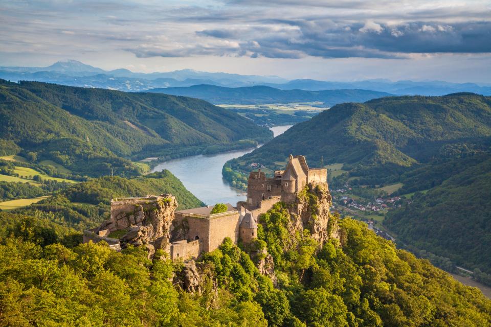  Stunning scenery on the banks of the River Danube