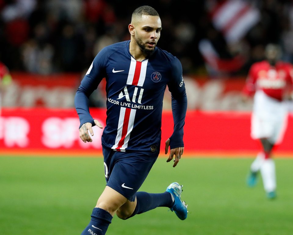  ARSENAL are 'very close' to announcing the signing of PSG left-back Layvin Kurzawa on free transfer