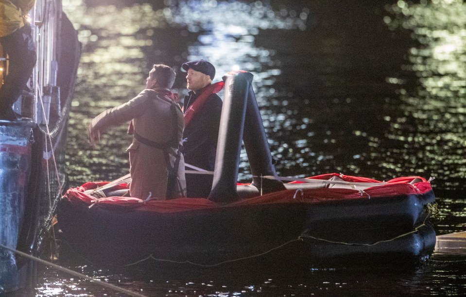  Jack and Max will help Tina search the river