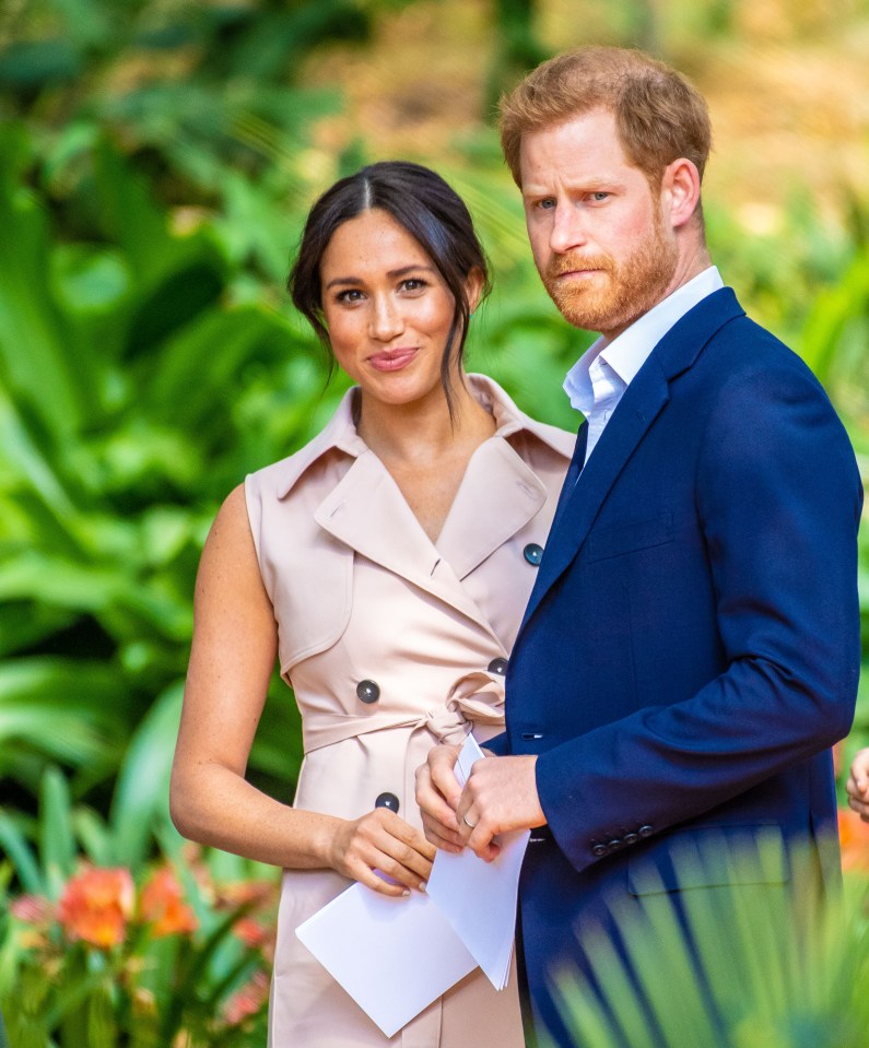  Prince Harry and Meghan Markle quit as royals and moved to Canada