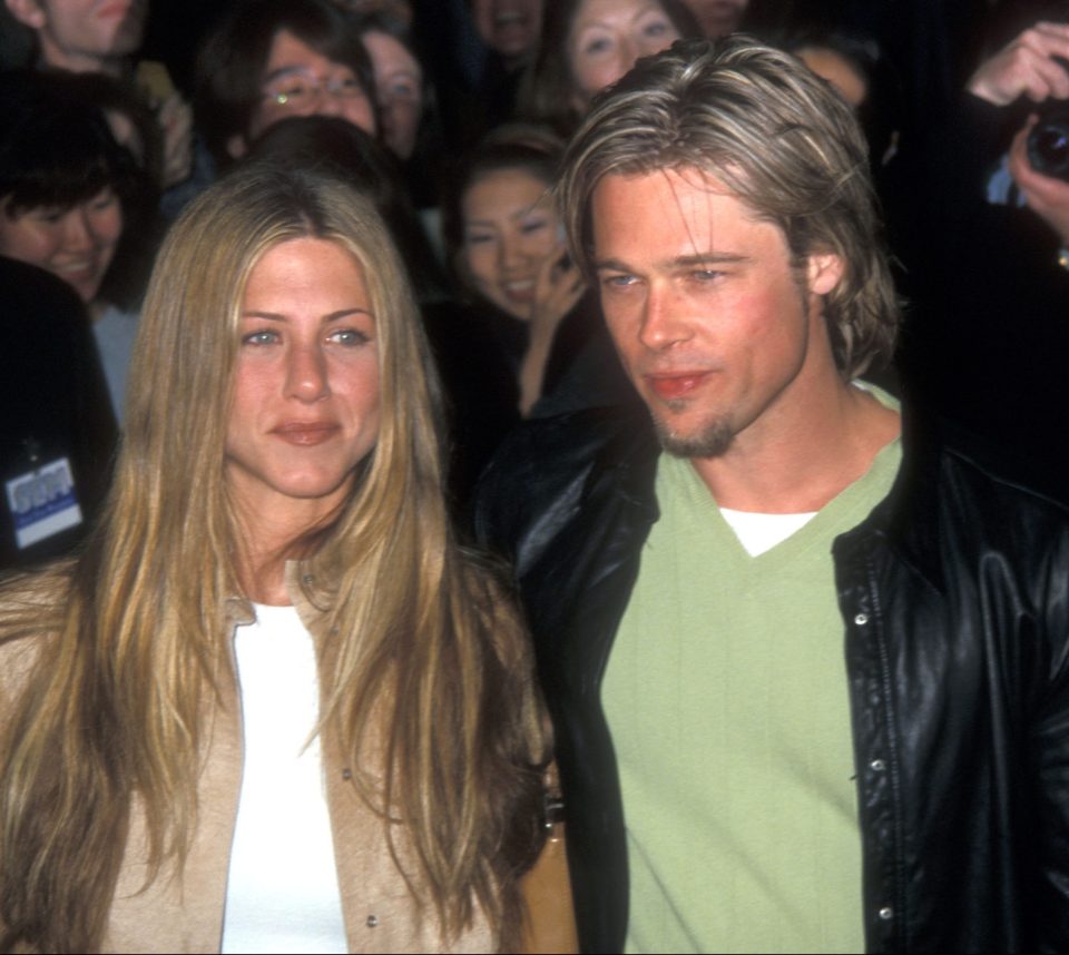  Jen and Brad were married in 2000 after two years of dating