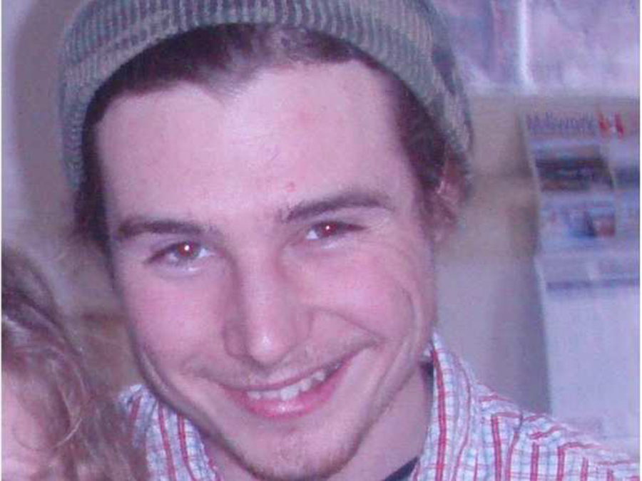  Cleve Geddes, 30, killed himself after he was unable to call his family before his tragic death