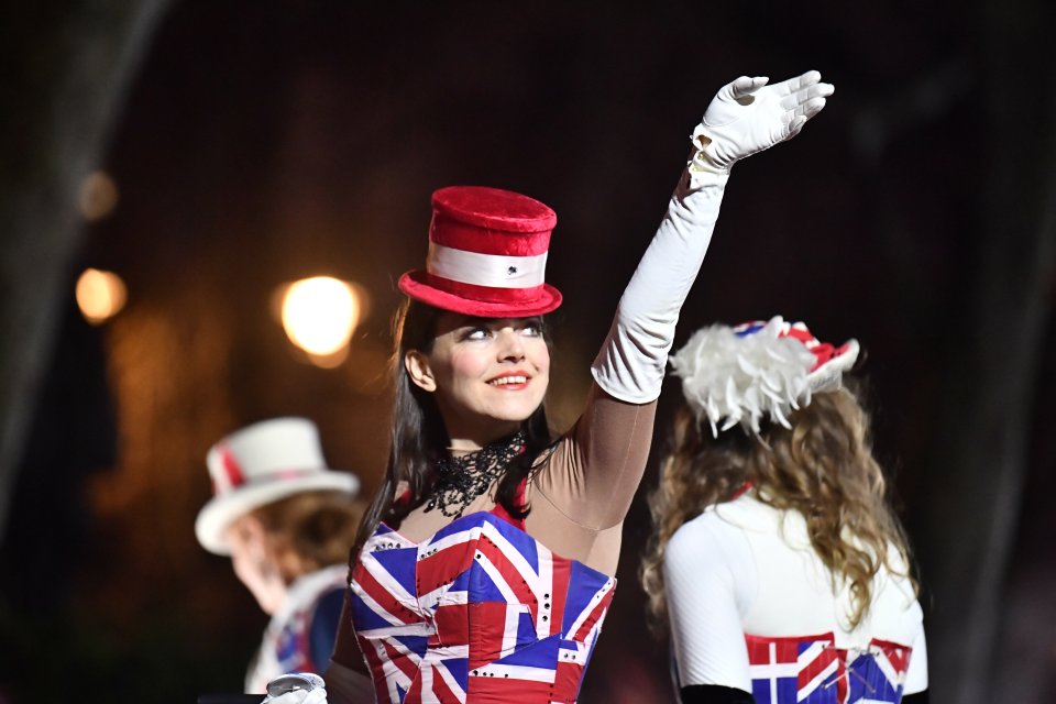  Brexiteers celebrate Britain's exit from the EU in a historic night in Parliament