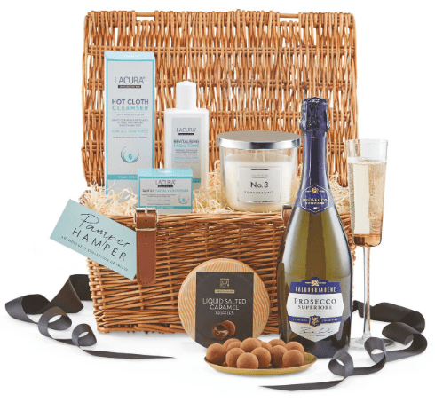 Aldi has created this expensive-looking prosecco hamper