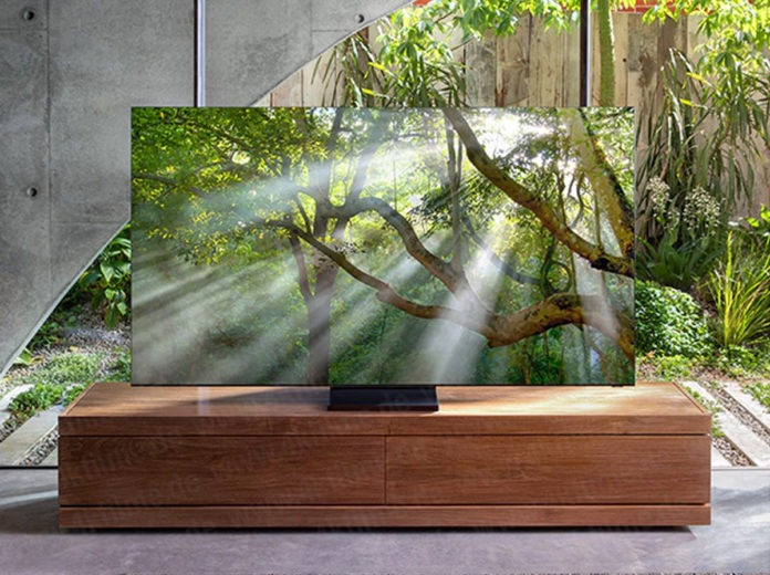  Samsung's 'zero bezel' telly looks amazing