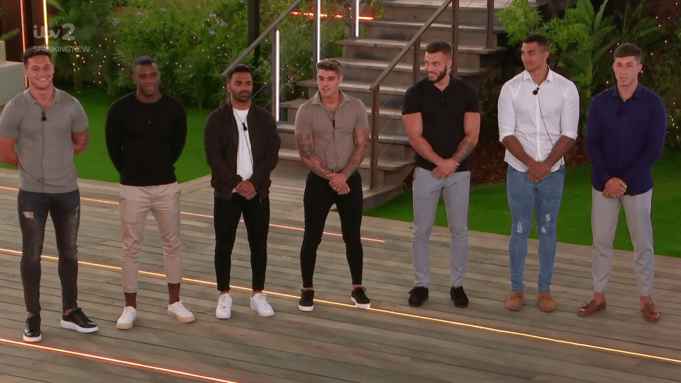  Love Island viewers spotted Nas and Luke M are the same height