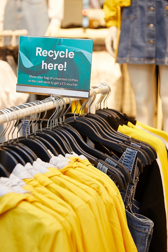  Recycle your old clothes in H&M stores nationwide