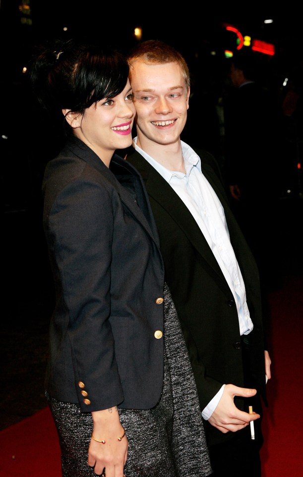  Lily Allen and her brother Alfie are very close