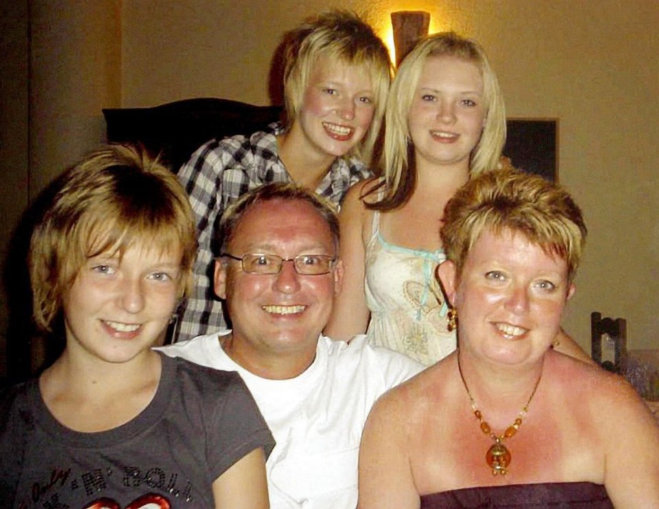  (Left) Amy Newlove, murder victim Gary Newlove, Helen Newlove, (Rear left) Zoe Newlove and Danielle Newlove