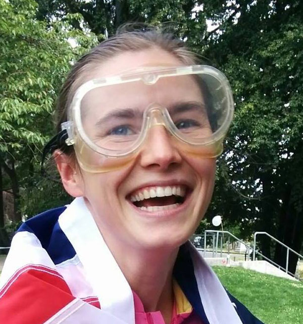  Knox laughs as she sports a pair of scientific goggles in an Instagram snap