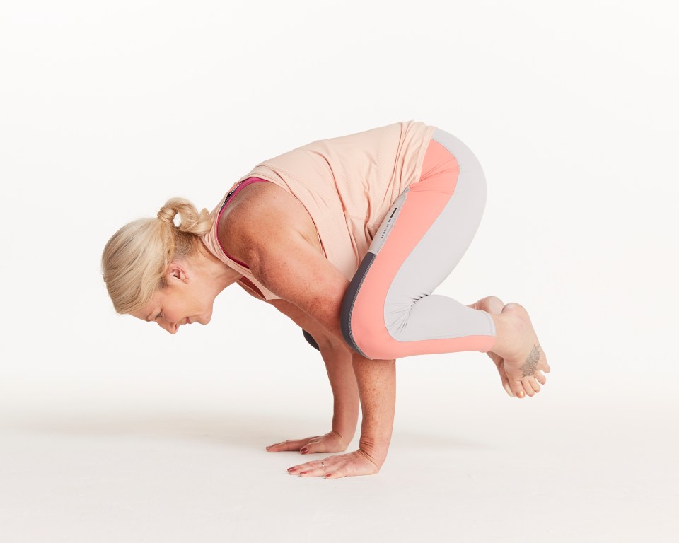  Louise, 57, can stand on her head and put her leg up by her ear