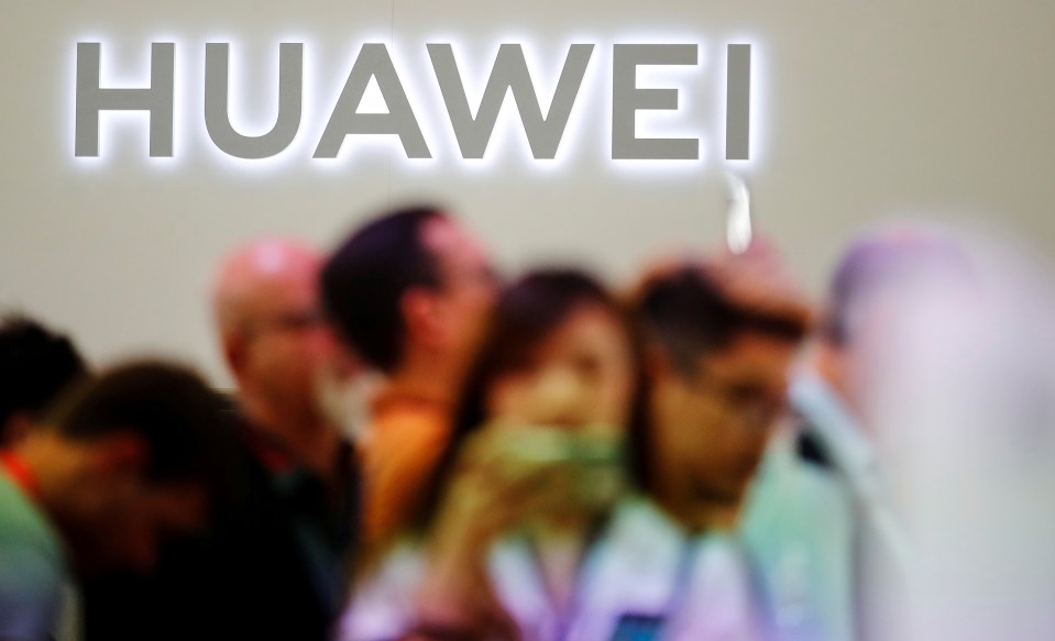  Huawei can access sensitive information through the 'back-door', US officials warn