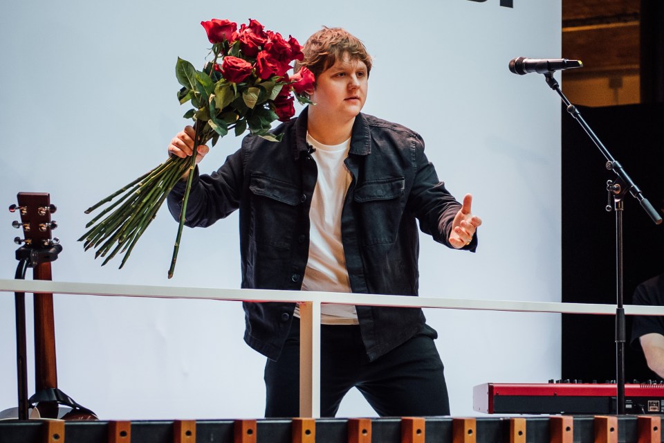  Lewis Capaldi treated fans to a surprise performance