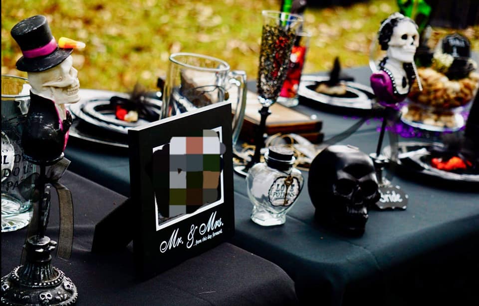 The tables were decorated with "dollar store" Halloween props