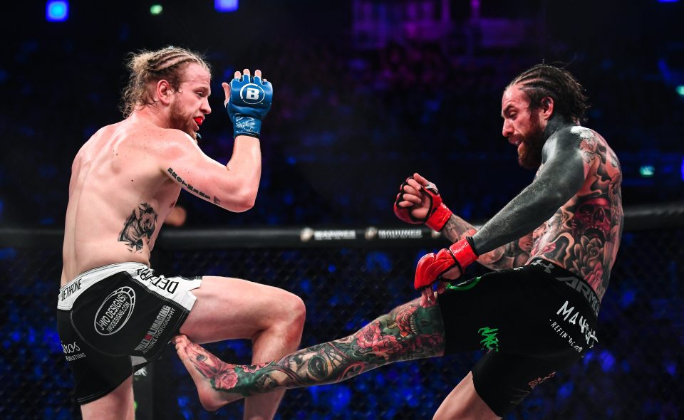  Aaron Chalmers is beaten by Austin Clem in a shocking fight in Dublin