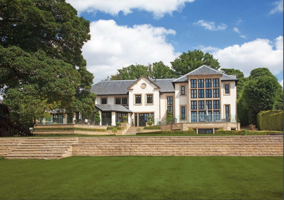  Sturridge rented the mansion of Alan O’Neill and his wife Katie in October 2018