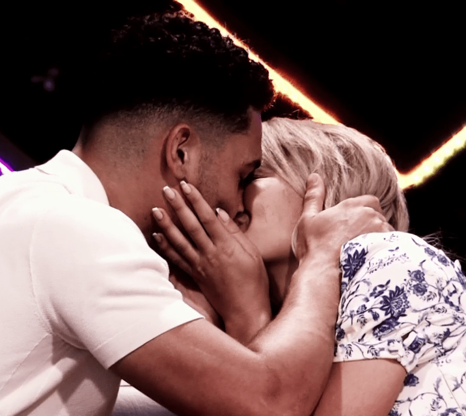  Love Island fans think Shaughna should know what Callum is up to with Molly