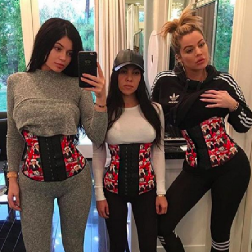  Kylie Jenner, Kourtney Kardashian and Khloe Kardashian are also fans of the device