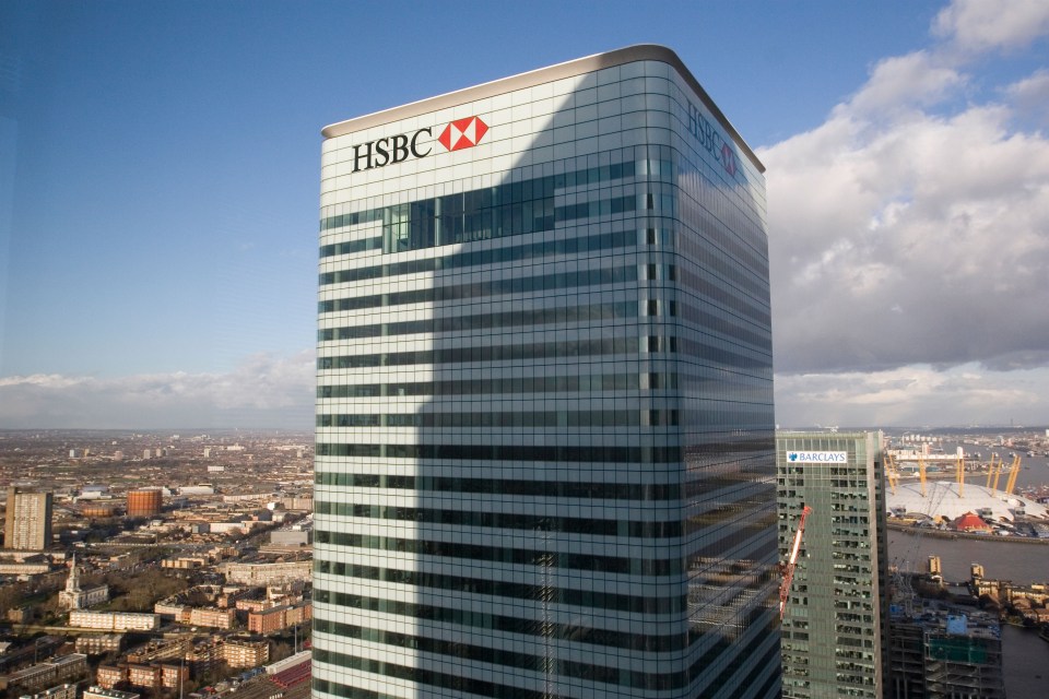  HSBC has put hiring and firing on hold