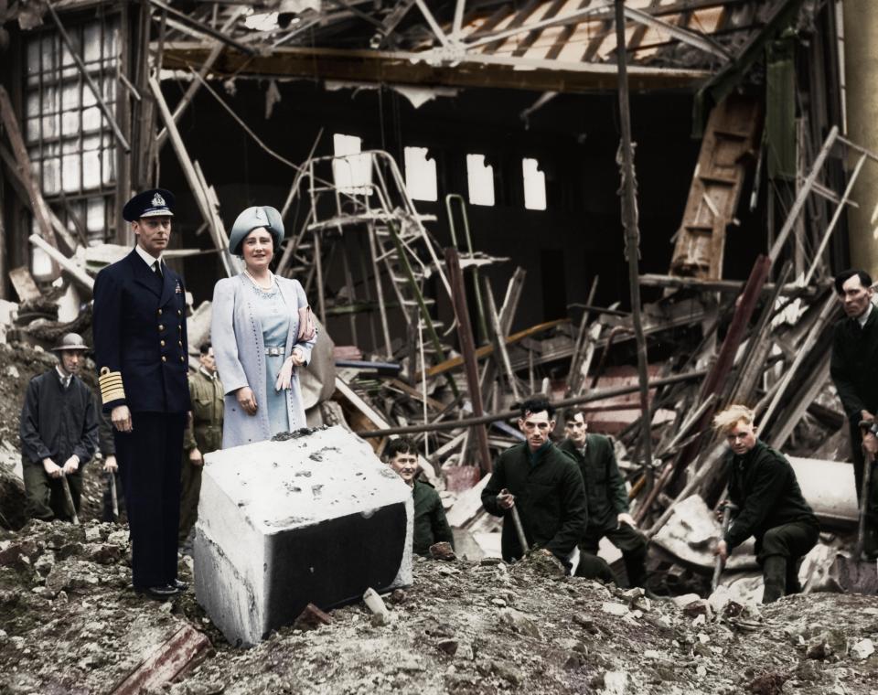 Buckingham Palace was bombed in 1940 but the King and Queen refused to leave the UK