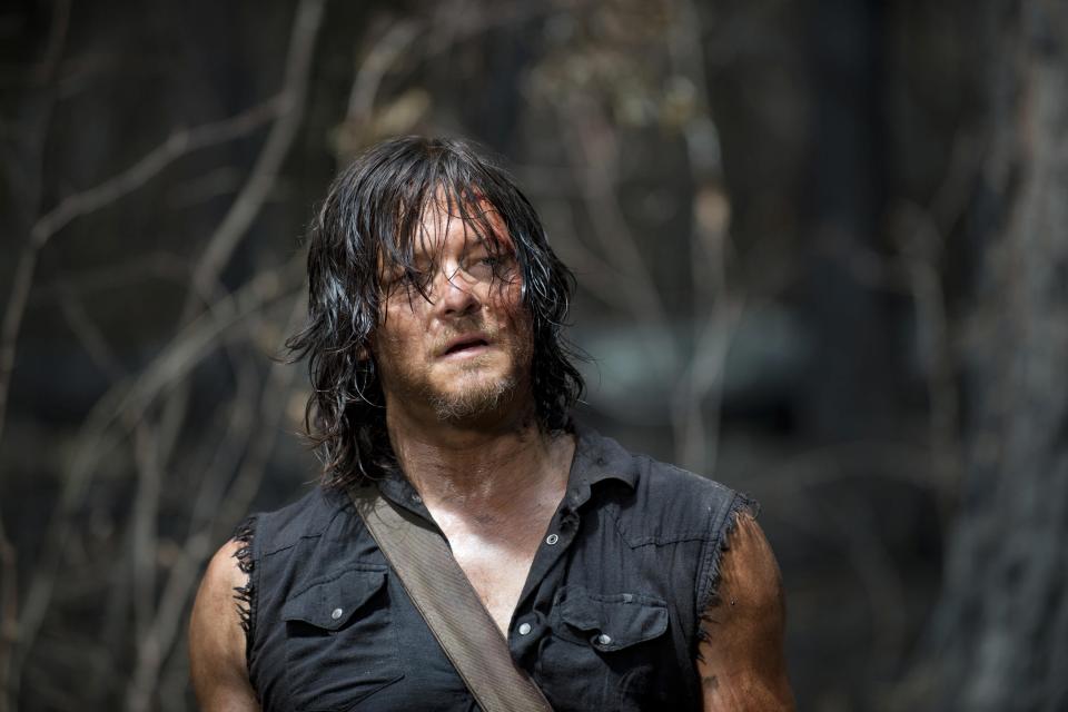  The Walking Dead fans have spotted a deadly flaw in Daryl’s knife wound after a bloodied battle with Alpha