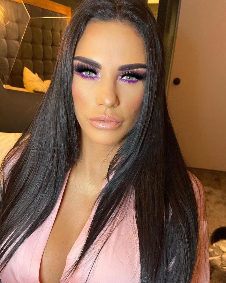  Katie Price has urged Peter Andre to 'stay safe'