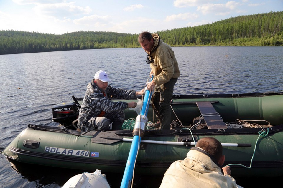  The scientific team took core samples from a nearby lake