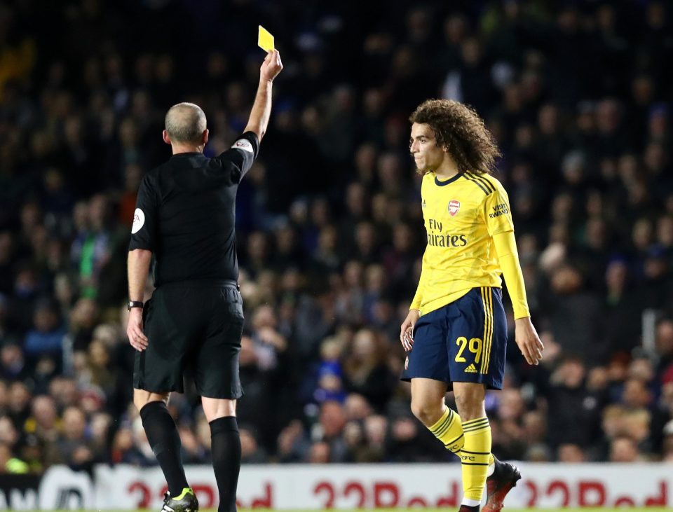  Mike Dean booked Matteo Guendouzi for sarcasm in the first-half