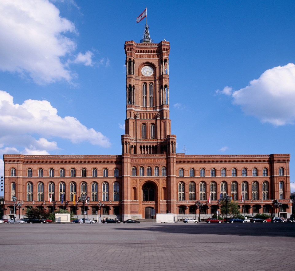  An investigation is underway to find out why and who in Berlin's City Hall ever agreed to experiment