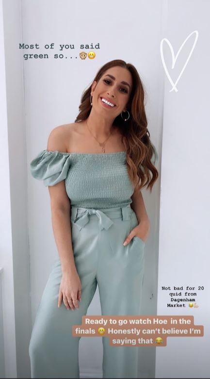  Stacey Solomon took to social media to share this snap of her Dancing on Ice bargain look