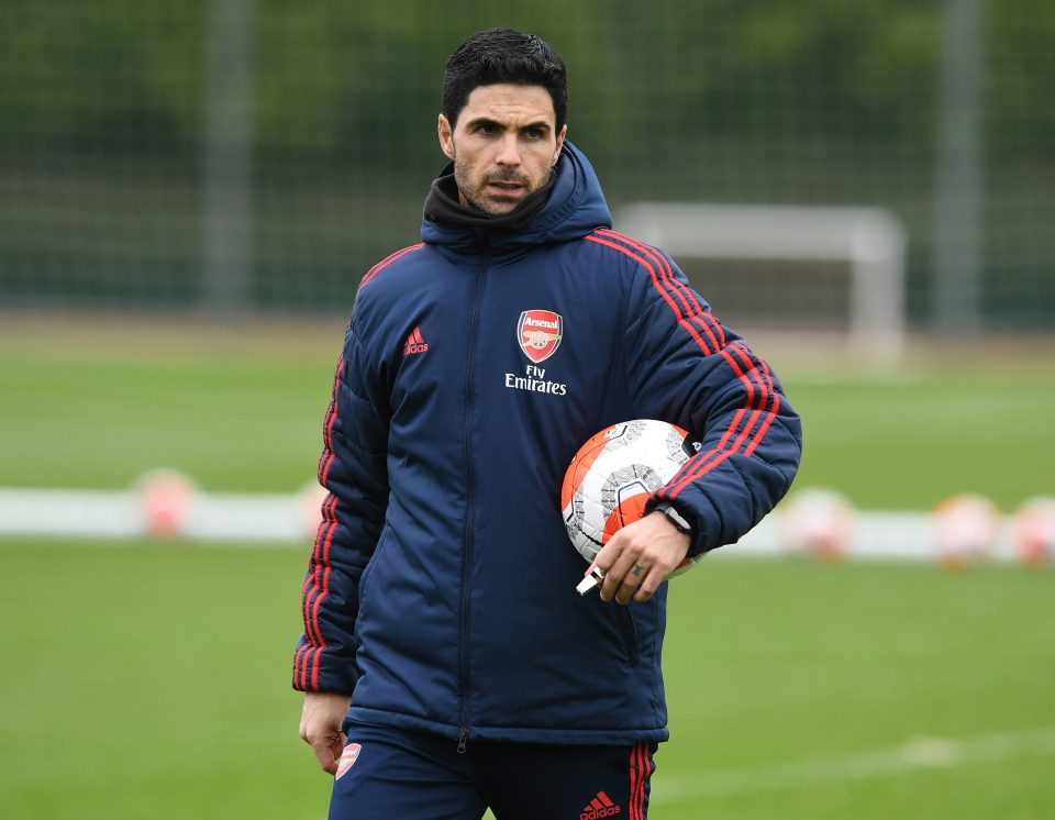  Several of Mikel Arteta's players met the Greek owner after the game, which saw Olympiacos knock out the Gunners