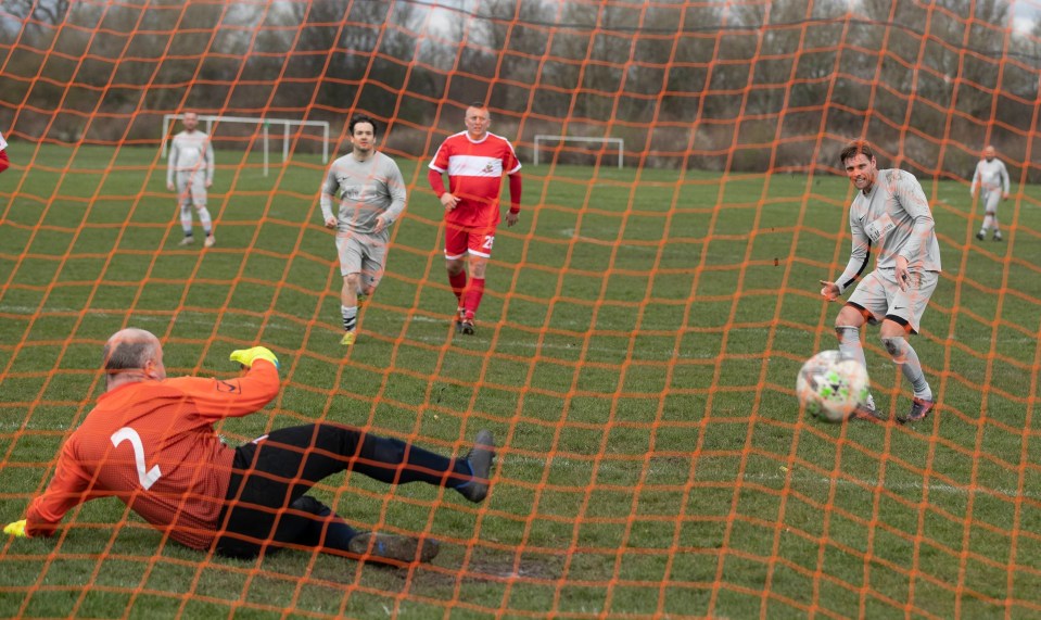 Tony Field scored two penalties as Spa Park Athletic beat Korona Redbridge 5-0