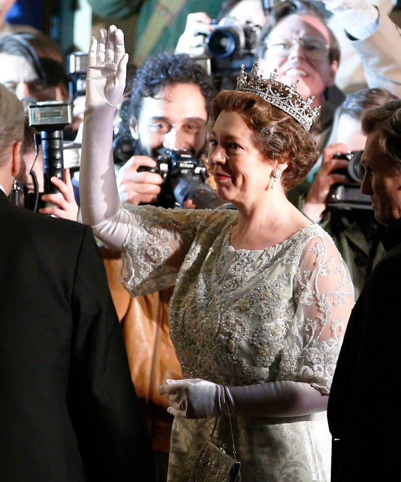  Olivia Colman's Elizabeth II is shown turning up at the Royal Variety Performance